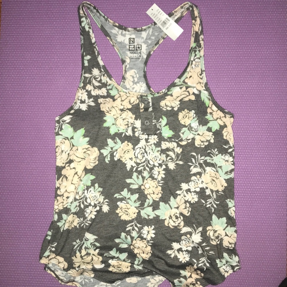 a really cute tank top that’s really soft